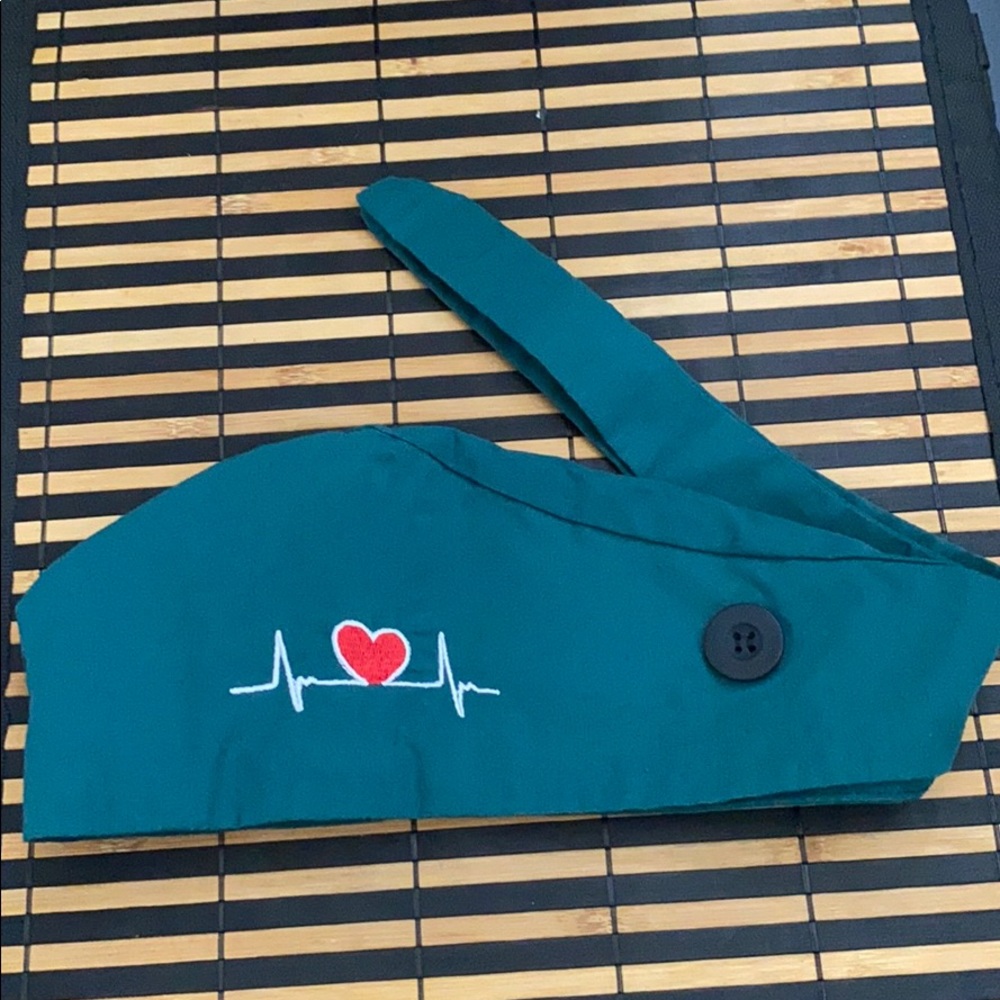 New green head cover with buttons and sweat band